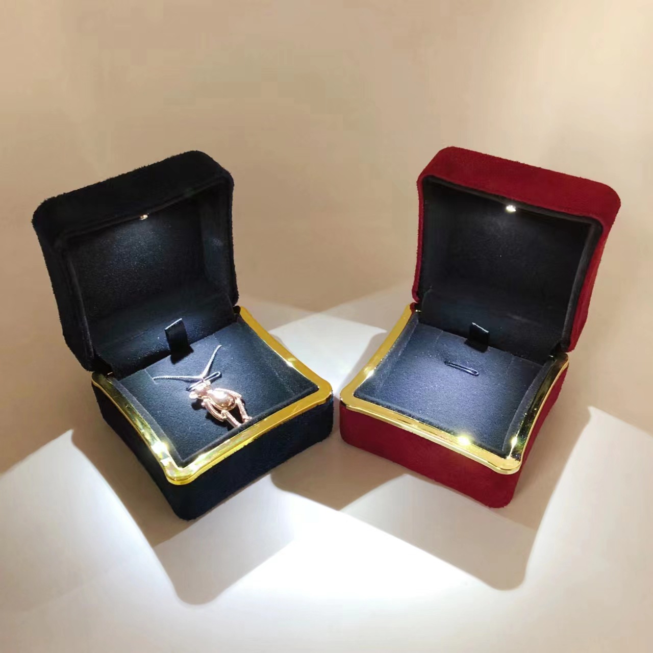 New in LED Light Jewelry Box R – Bar Cart Gold recenzja i cena